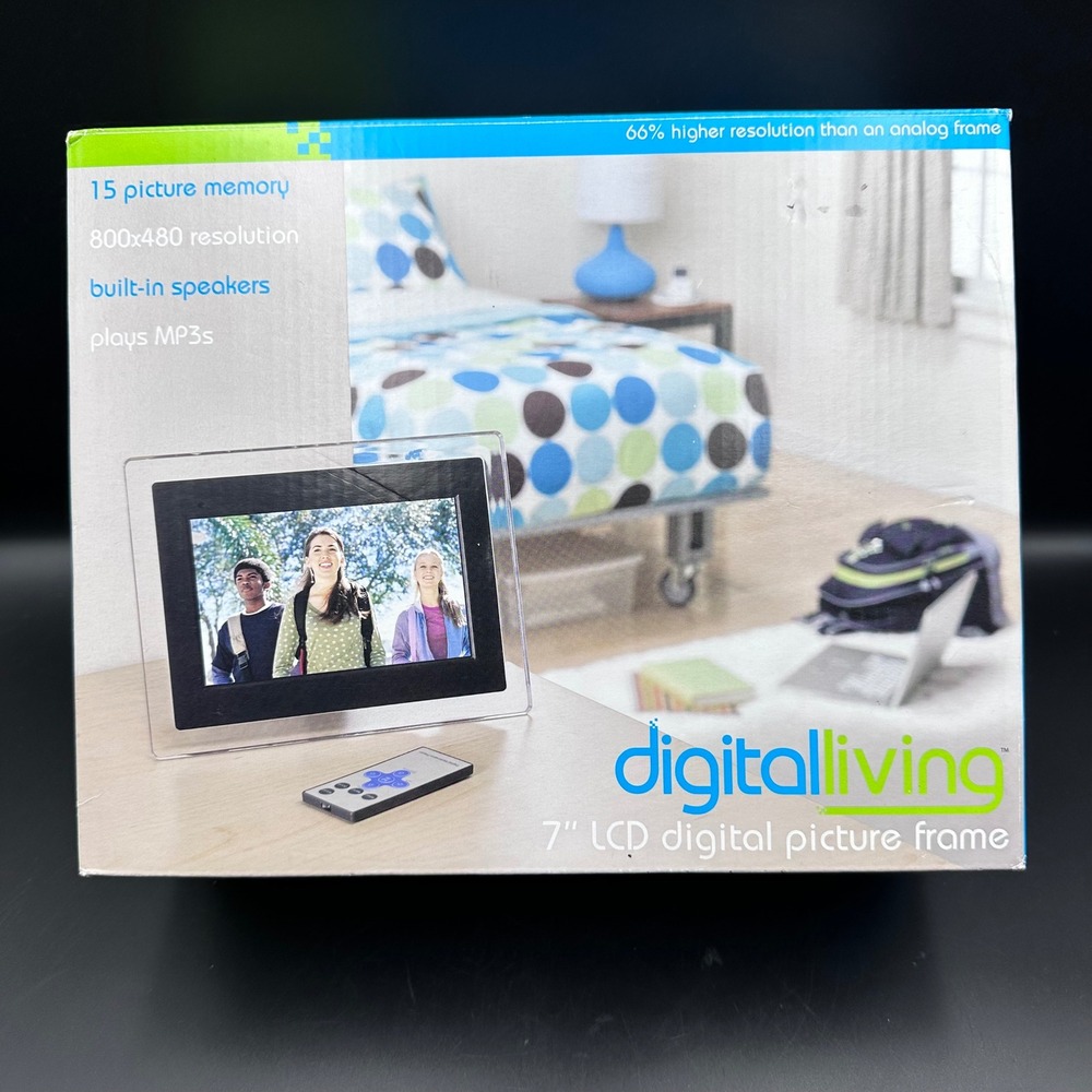 Digital Living 7" LCD Digital Pic Frame 800x480 MP3 Player Remote White Black